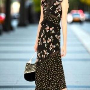TOPSHOP Floral Midi Dress
